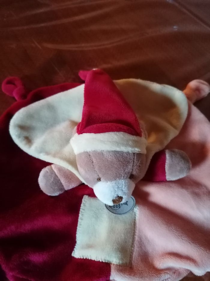 Doudou plat tête d'ourson baby Nat, avec bonnet, Bordeaux, abricots et jaune - photo numéro 2
