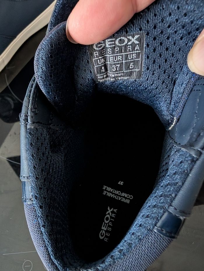 Chaussures montantes fille.  Taille 37. Neuf. Geox - photo numéro 7