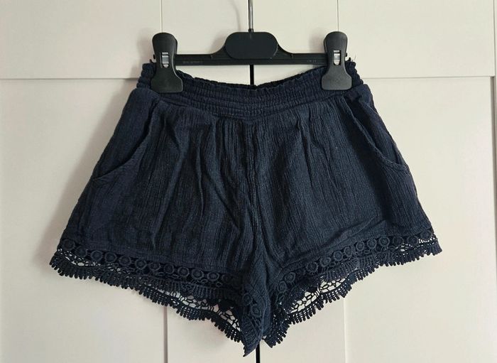 Short marine dentelle 8ans