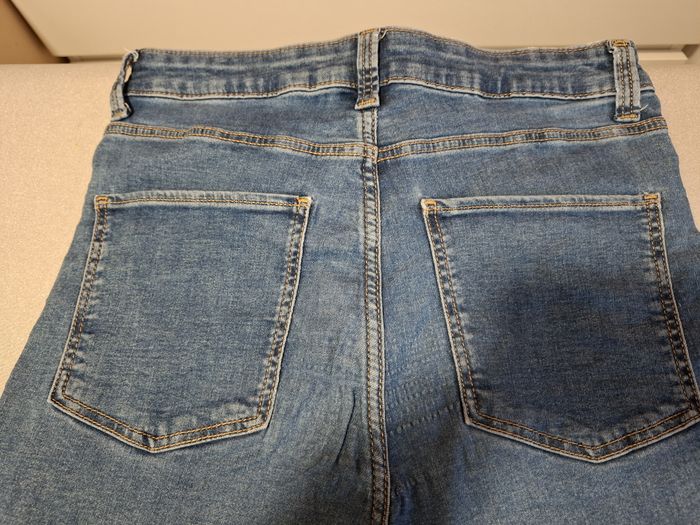 Joli jegging femme C&A 38 taille haute très extensible très bon état - photo numéro 6