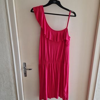 40/42  L robe été fluide rose fushia