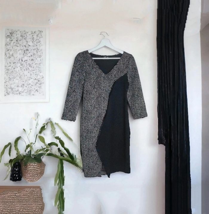 Robe près du corps noire à motifs Lunn Paris