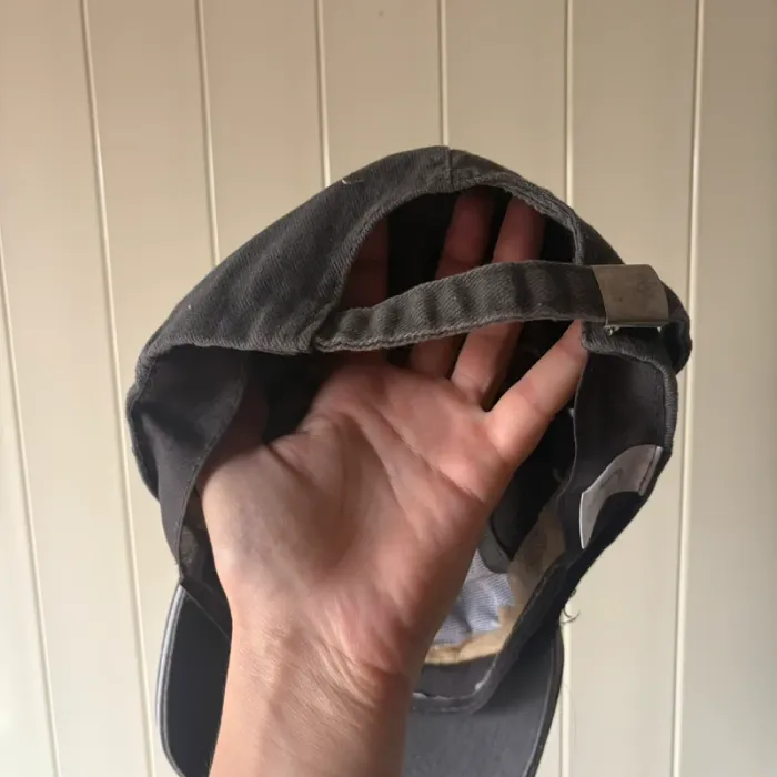 Casquette Bollinger • gris & blanc 🌿 - photo numéro 2