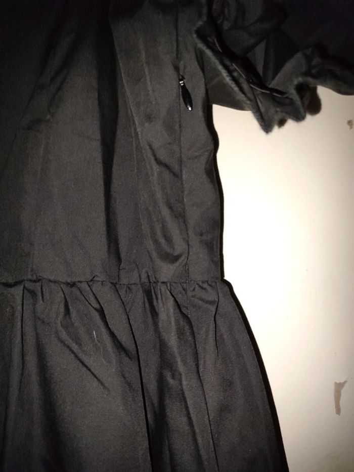 Robe noire - photo numéro 3