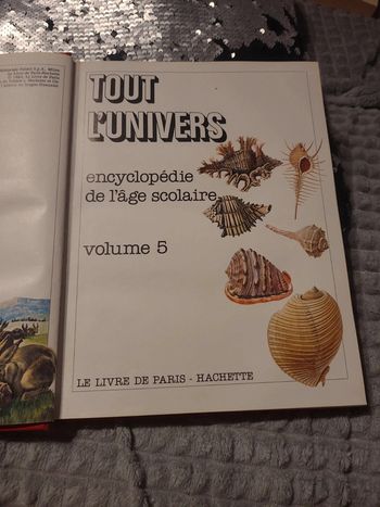 Tout l'univers encyclopédie de l'âge scolaire