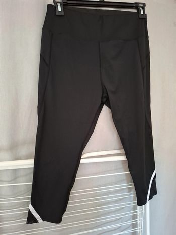 Magnifique leggings femme neuf