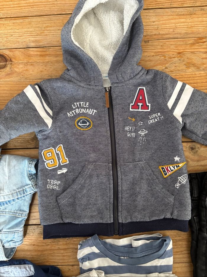 Lot de vêtements garçon 2/3 ans - photo numéro 4