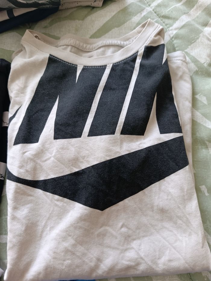 Lot t-shirts Nike - photo numéro 3