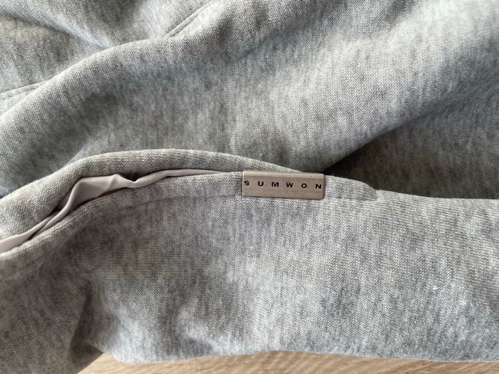 Pantalon survêtement avec poches sur le côté gris taille S neuf - photo numéro 4