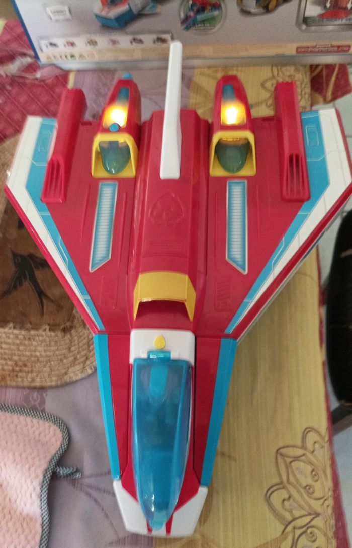 Grand avion Pat Patrouille - photo numéro 4