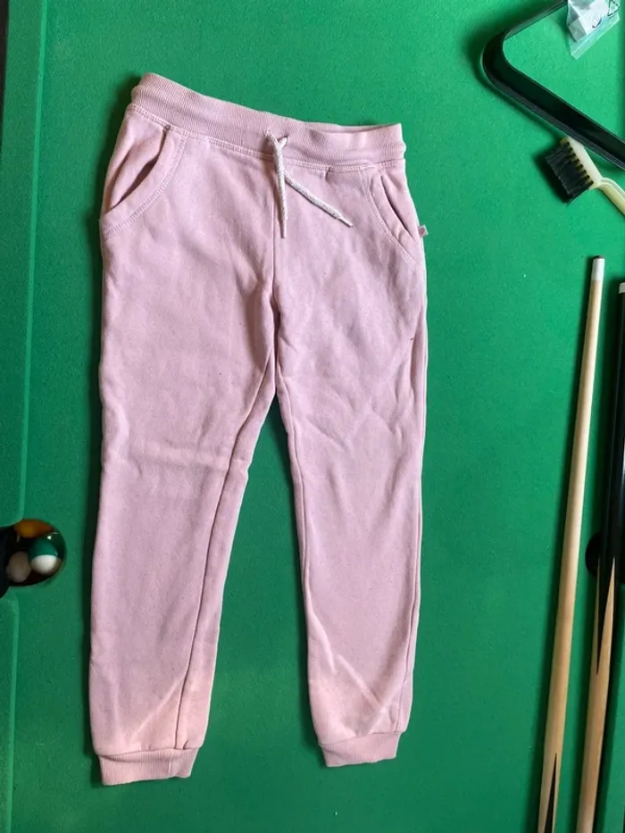 Pantalon jogging rose fille 7/8 ans primark