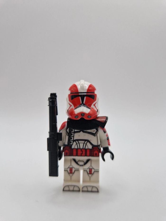 Figurine type lego Clone Captain Grey star wars