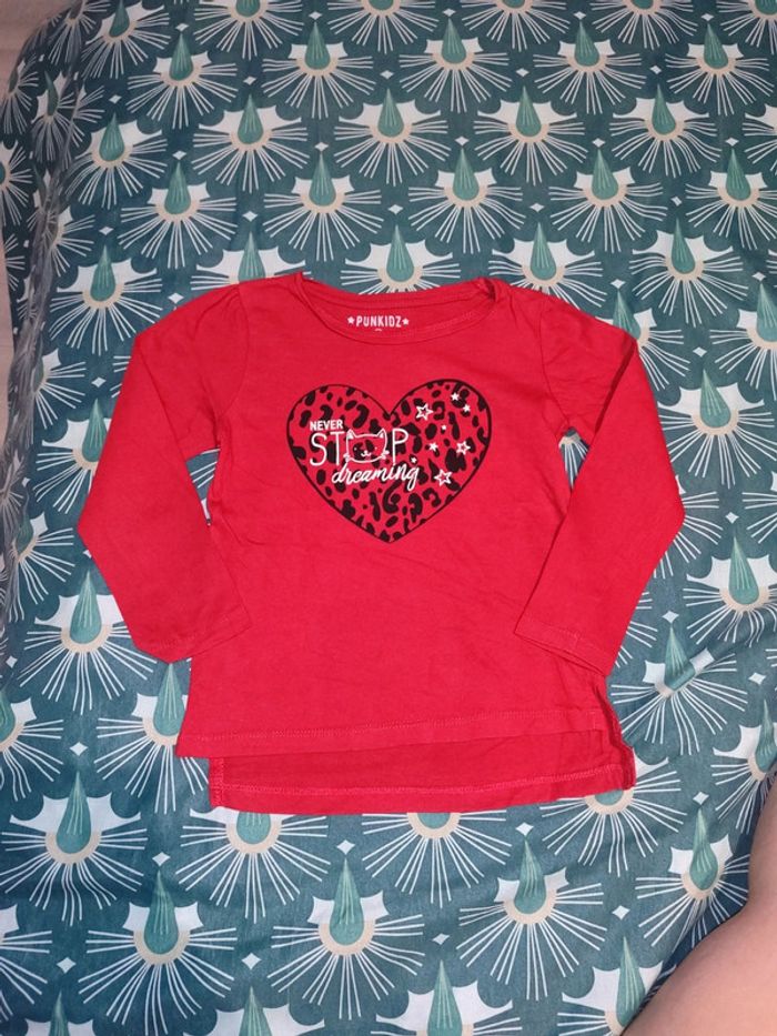 T-shirt manche longue taille 5 ans