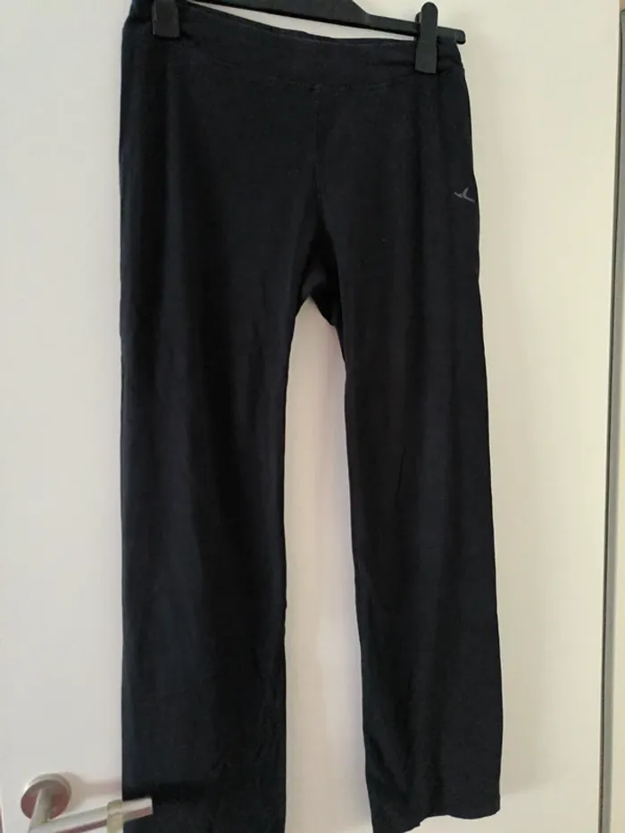Pantalon de sport. Decathlon. Taille XL