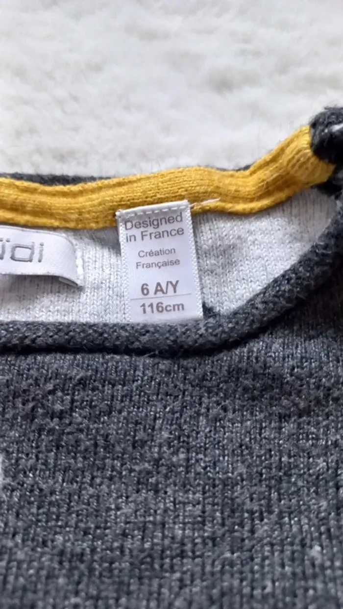 Pull 6ans Okaïdi - photo numéro 2