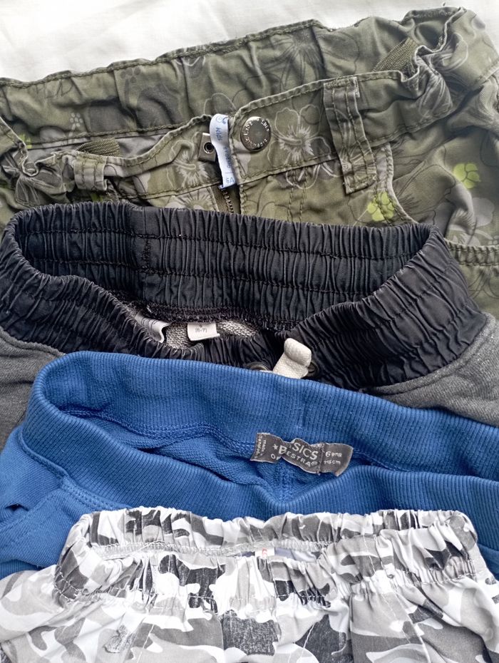 Lot 4 short/pantacourts marques diverses 6 ans 10€ - photo numéro 2