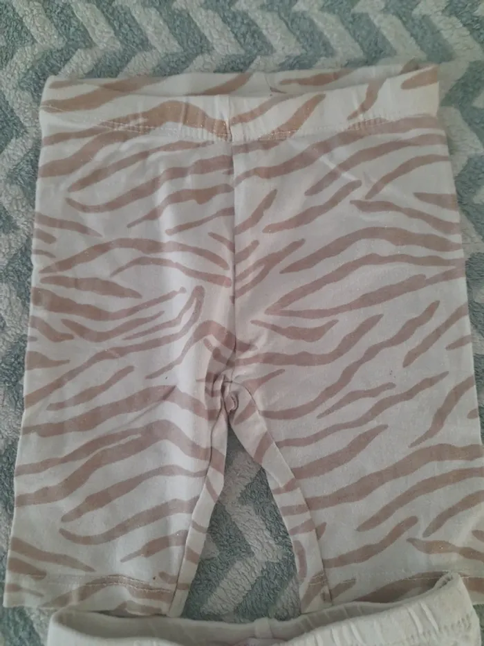 2 leggings court 12mois - photo numéro 2