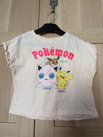 Tee shirt rose Pokémon t.6ans