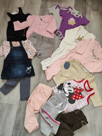 Lot vêtements fille 9m