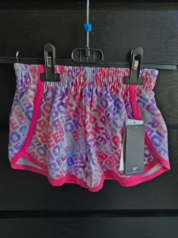 short rose et violet Reebok