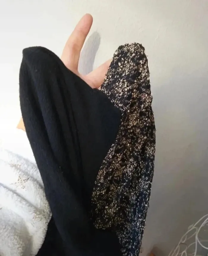 Pull épais avec doublure doré et noir S 36 Vintage - photo numéro 5