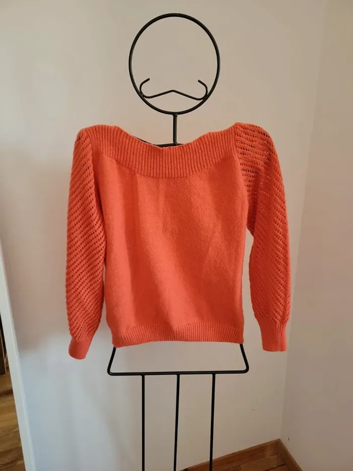 Pull orange