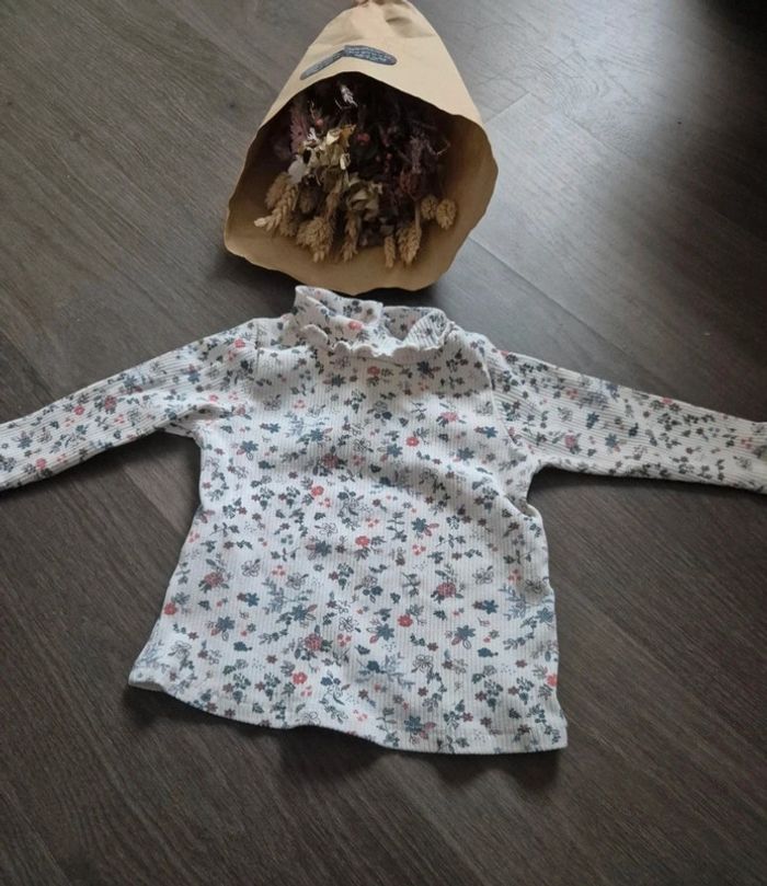 Magnifique t-shirt côtelé TAO 6 mois