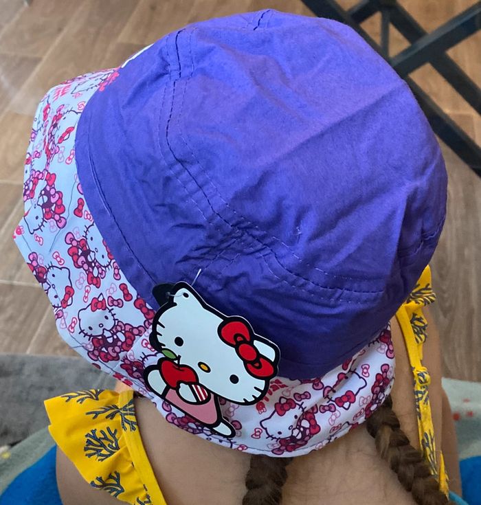 Hello Kitty lot Bob taille 52 + Bonnet de bain - photo numéro 9