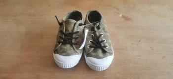 🌼Tennis Tissaia neuves pointure 26 – motif dinosaures fermeture élastique 🦕
