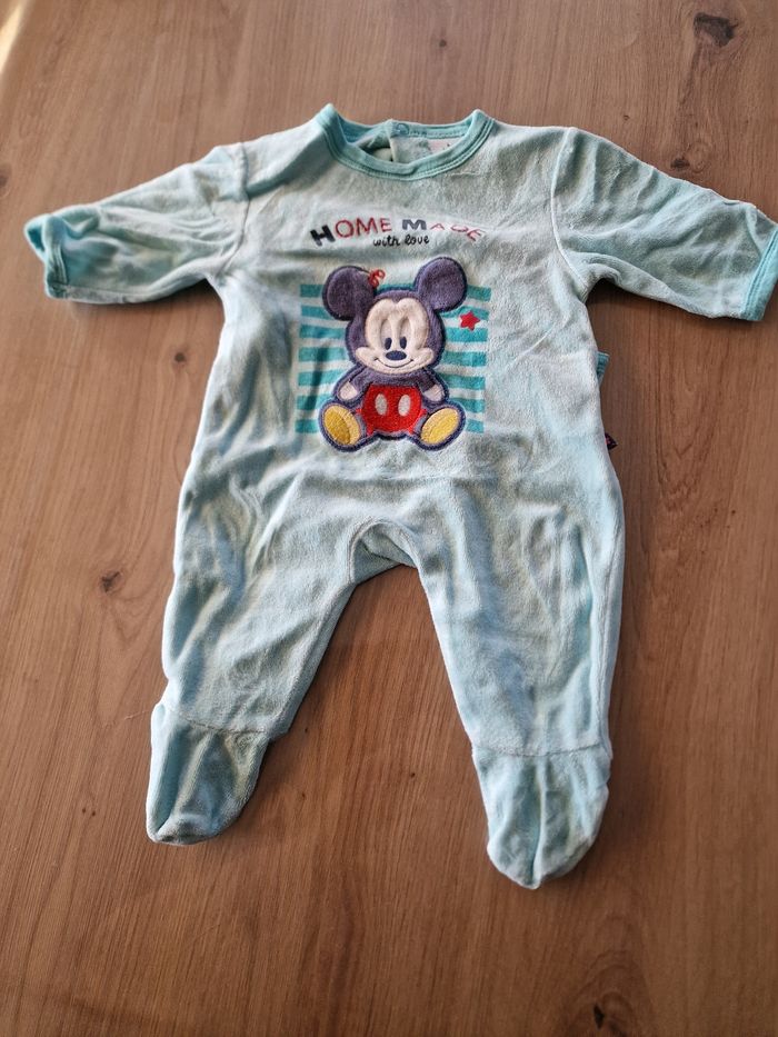 Pyjama 1 mois