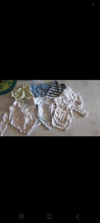 Lot de 8 bodies manches longues 1 mois