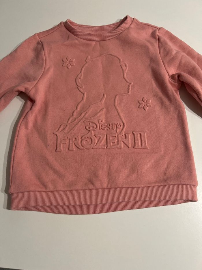 Pull rose reine des neiges 4 ans