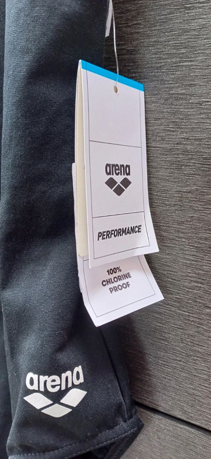 Maillot de natation arena performance taille 34 - photo numéro 2