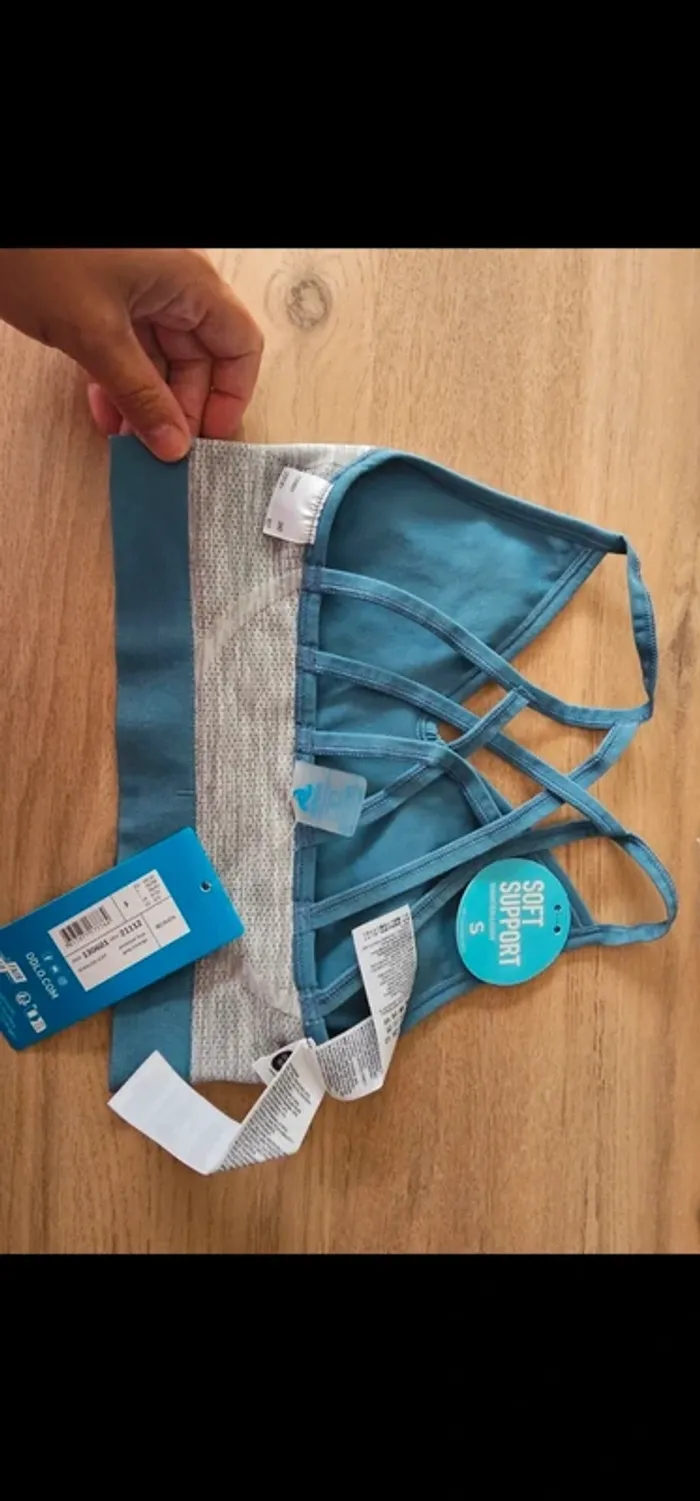 Brassière de sport femme taille S neuve réversible ODLO Seamless - photo numéro 2