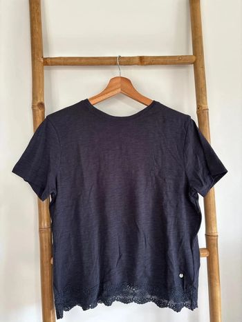 t-shirt bleu marine dentelle superdry taille L/40