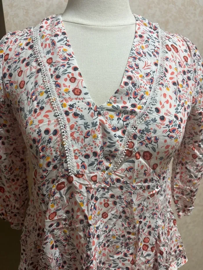 Blouse BRÉAL fleurie, parfait état, taille 38 - photo numéro 2