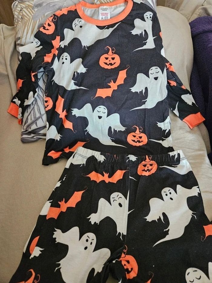 Pyjama fin 4/5ans