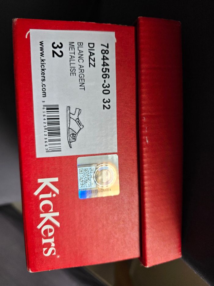 Sandale kickers neuf pointure 32 - photo numéro 8