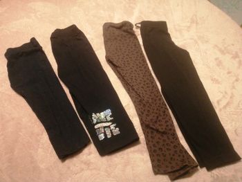 Lot quatre leggins 5 ans