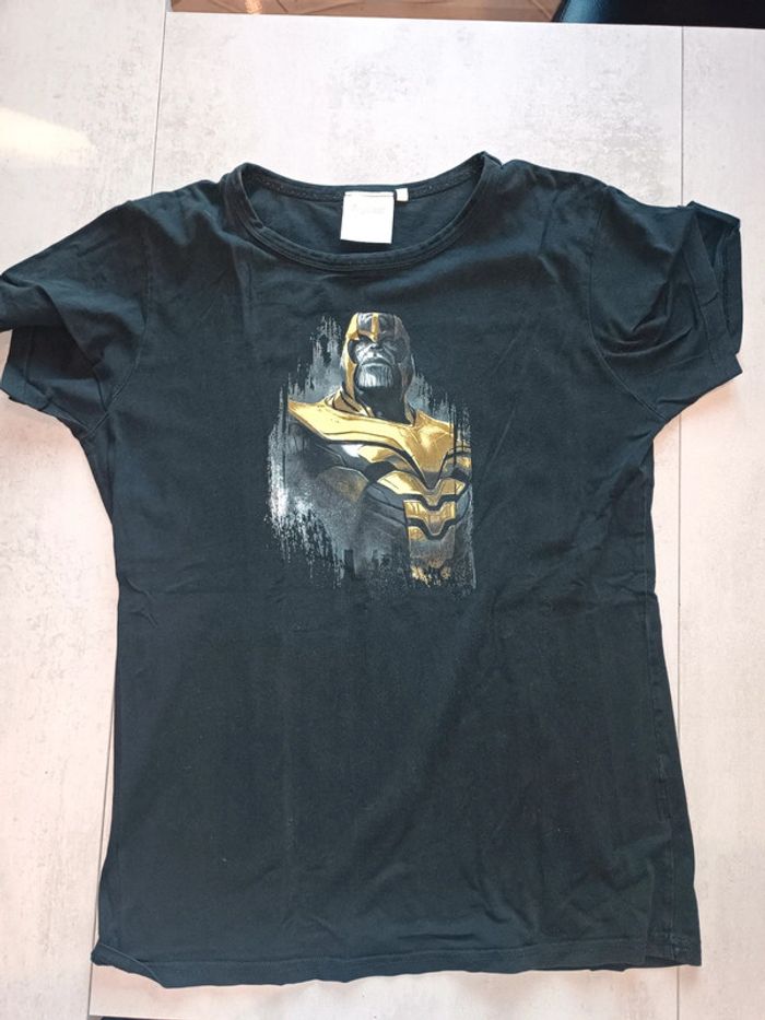 Tee shirt Avengers taille M