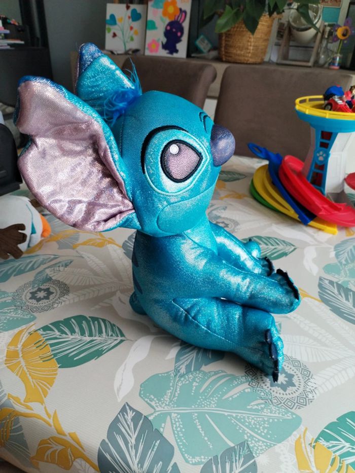 Grosse peluche musicale Stitch - photo numéro 2