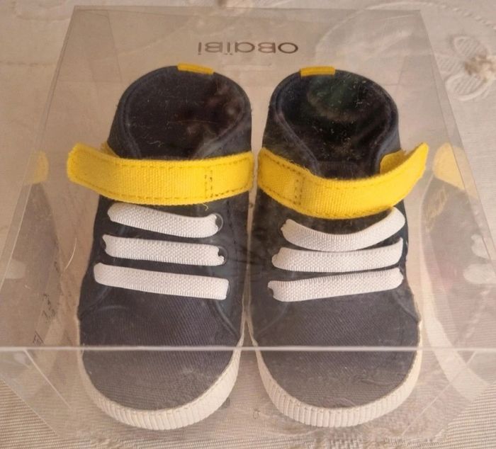 Chaussures Obaïbi 1/6 mois neuves - photo numéro 2