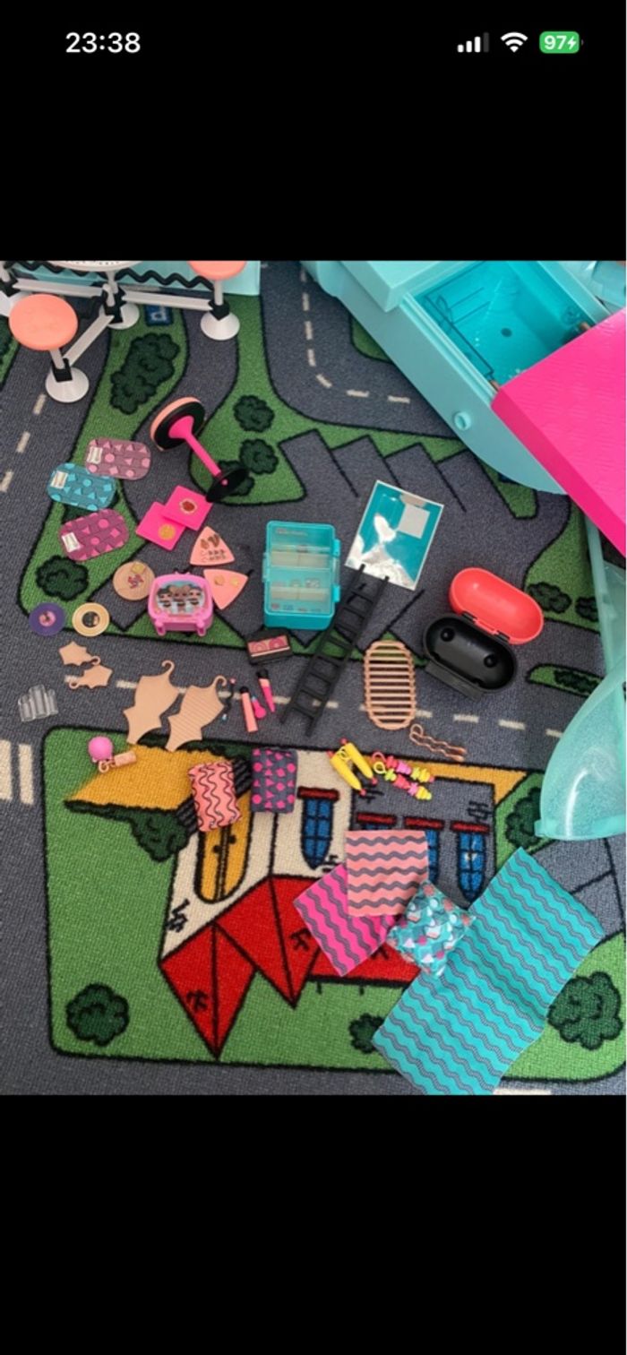 Camping car/Glamper LOL Surprise - photo numéro 2