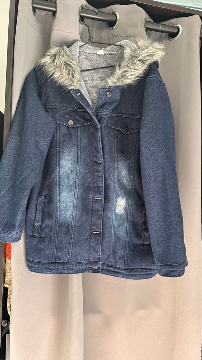 À vendre  blouson jean neuf