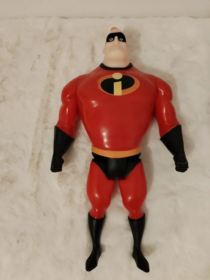 Lot figurines Les indestructibles promo - photo numéro 11