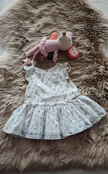 Robe blanche argent lapin orchestra  1 mois