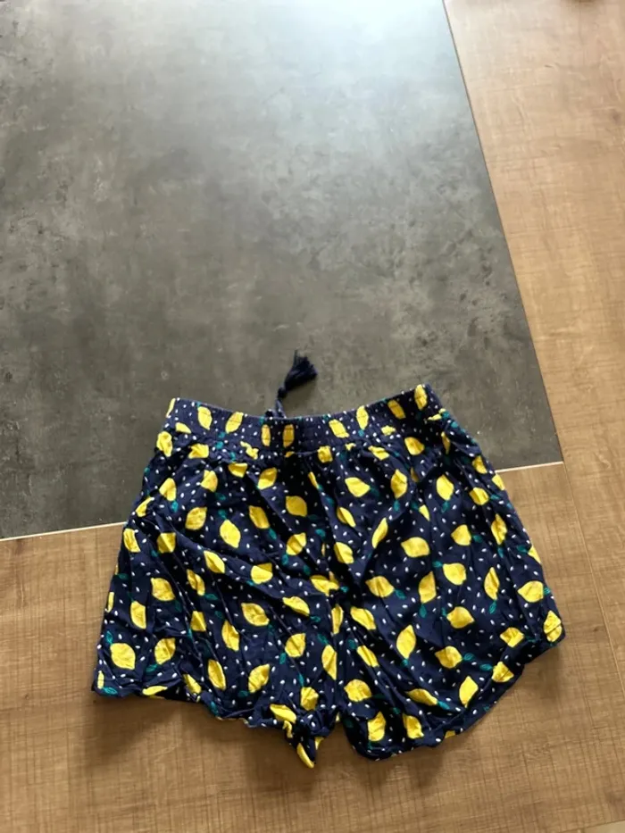 Short en viscose motif citron femme, taille 34 - photo numéro 3