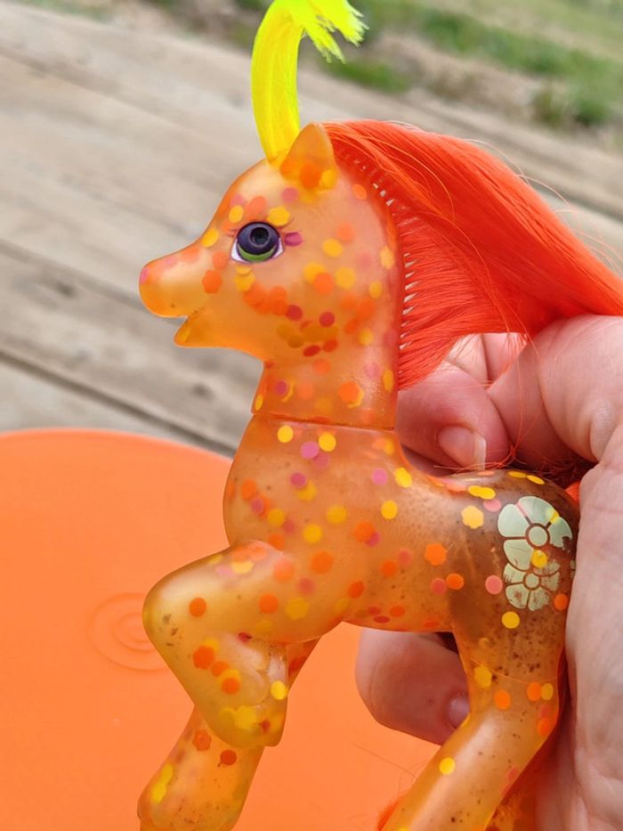 Poney g2 - hip holly confettis orange - photo numéro 6