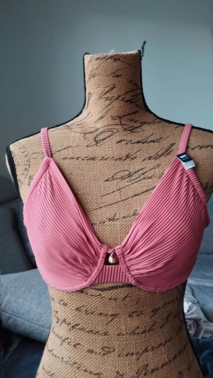 Haut de maillot de bain rose taille 90c - photo numéro 2