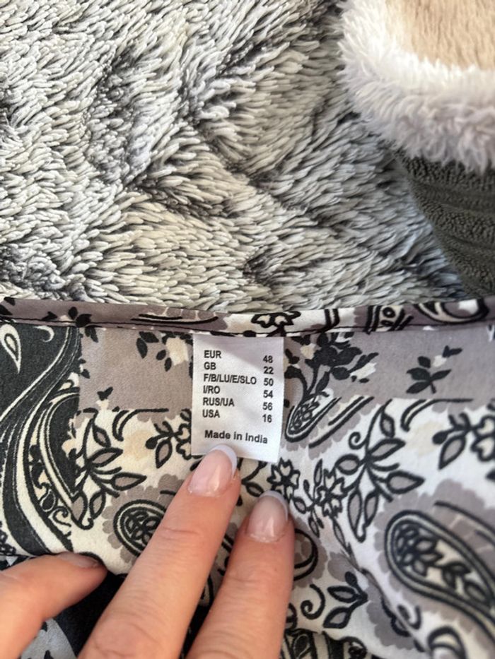 Haut 👚 - photo numéro 4